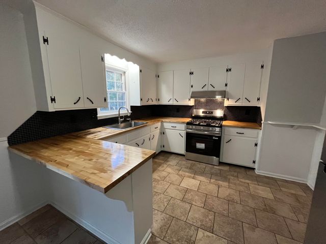 115 Donna Drive, Summerville, SC 29483