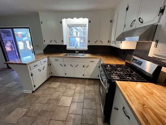 115 Donna Drive, Summerville, SC 29483