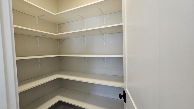 706 TAMBOUR COURT, De Pere, WI 54115