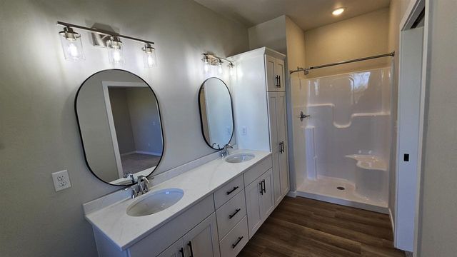 706 TAMBOUR COURT, De Pere, WI 54115