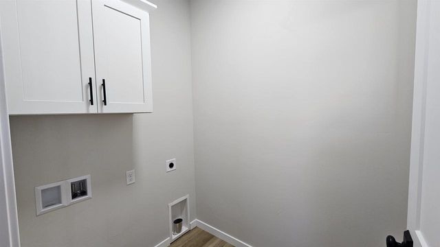 706 TAMBOUR COURT, De Pere, WI 54115