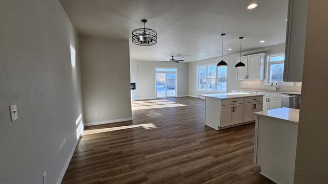 706 TAMBOUR COURT, De Pere, WI 54115