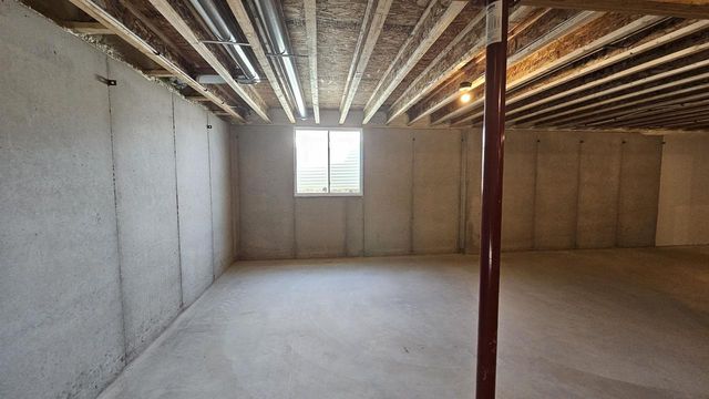 706 TAMBOUR COURT, De Pere, WI 54115