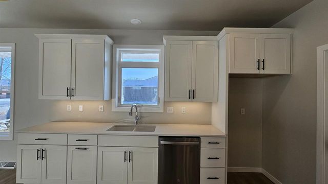 706 TAMBOUR COURT, De Pere, WI 54115