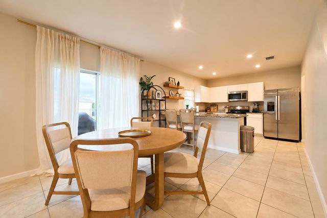 428 Açaí Lane, Fort Pierce, FL 34981