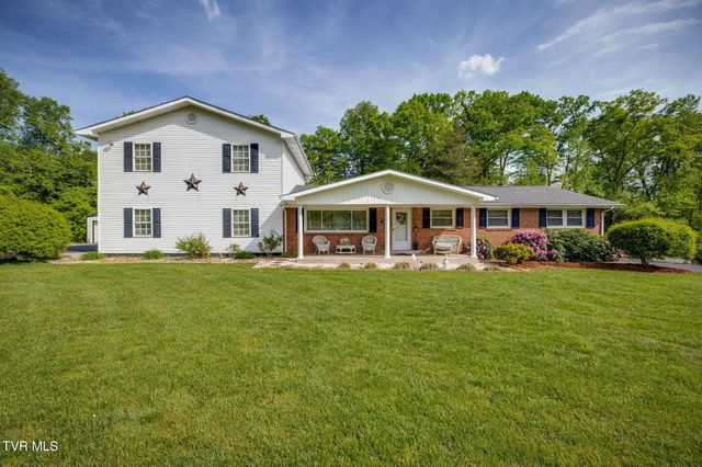 404 Charleston Street, Weber City, VA 24290