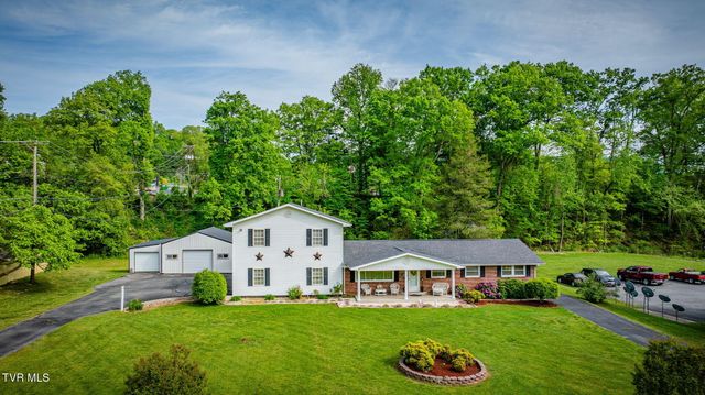 404 Charleston Street, Weber City, VA 24290