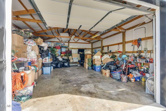 404 Charleston Street, Weber City, VA 24290