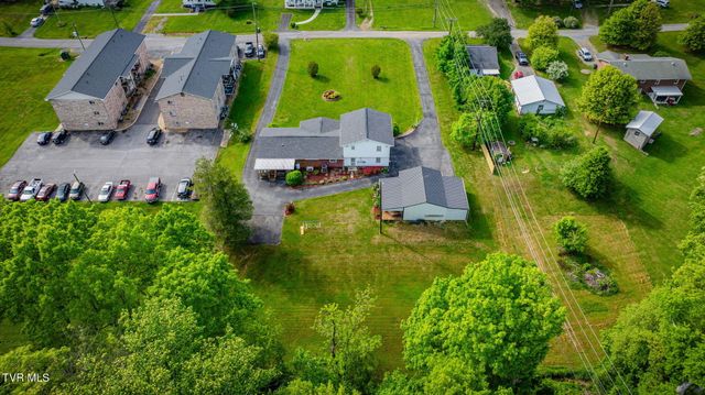 404 Charleston Street, Weber City, VA 24290