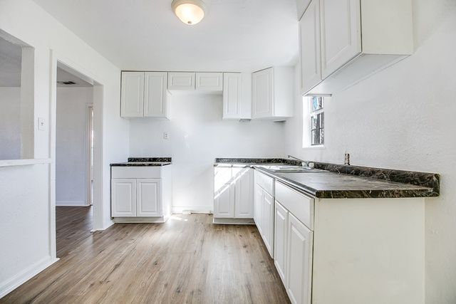 45 E 21st Street, San Angelo, TX 76903