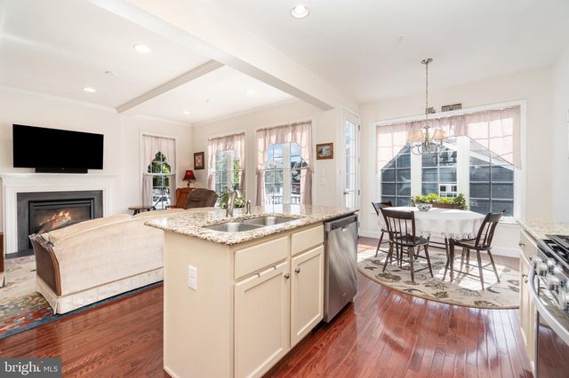 401 LINE ROAD, Mechanicsburg, PA 17050