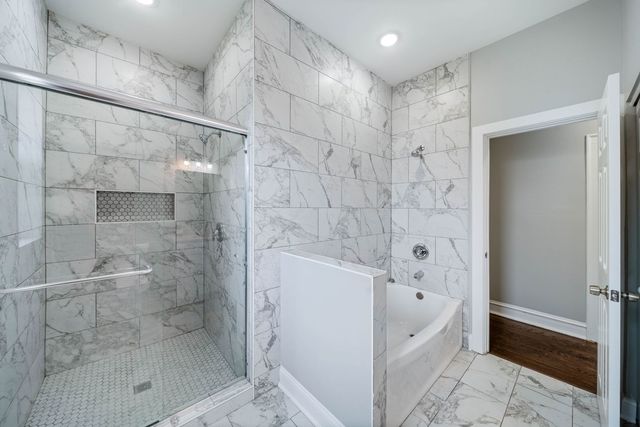 5426 W Jackson Boulevard 1, Chicago, IL 60644