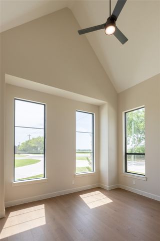 102 Deer Crossing Road, Gunter, TX 75058