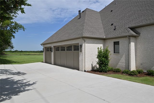 102 Deer Crossing Road, Gunter, TX 75058