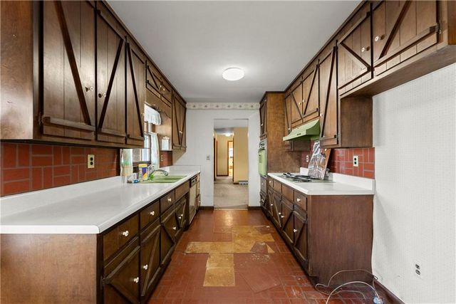 3750 Robinson Drive, Oakwood, GA 30566