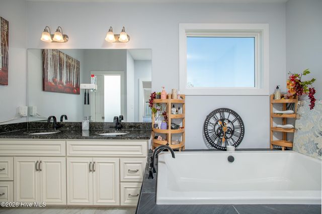 278 Live Oak Road, Newport, NC 28570