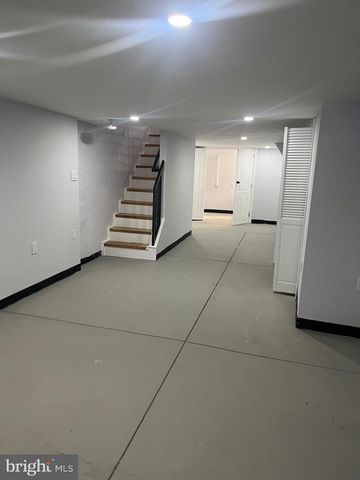 6413 LIMEKILN PIKE, Philadelphia, PA 19138