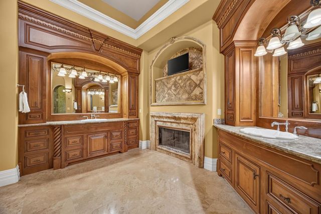 9680 N Los Lagos Cir, Granite Bay, CA 95746