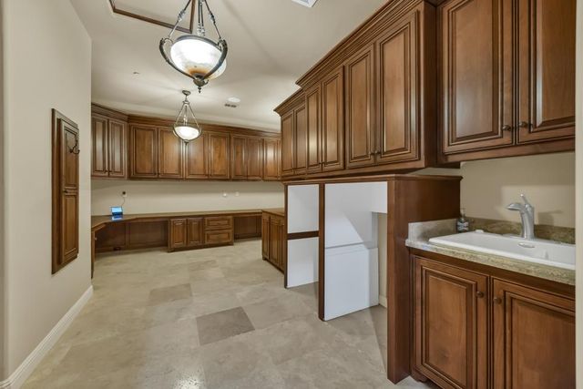 9680 N Los Lagos Cir, Granite Bay, CA 95746