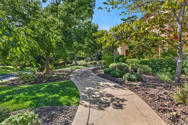 9680 N Los Lagos Cir, Granite Bay, CA 95746