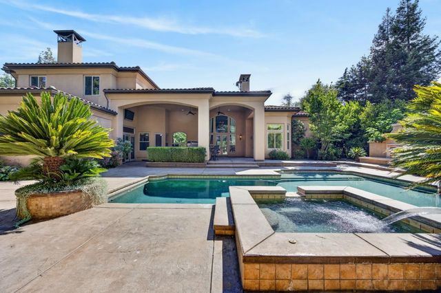 9680 N Los Lagos Cir, Granite Bay, CA 95746