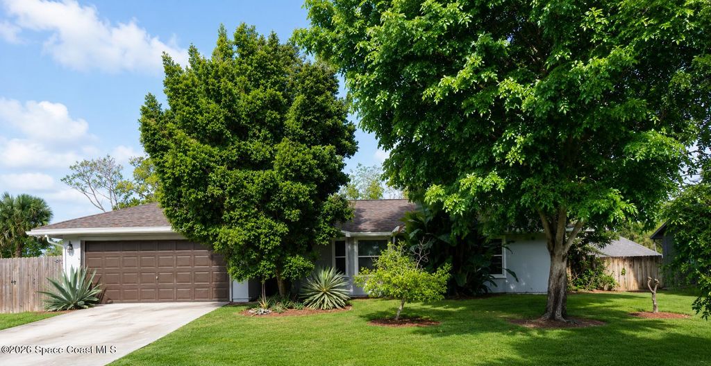 1220 Snowbird Avenue NW, Palm Bay, FL 32907