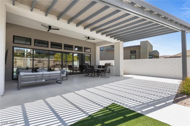 10927 White Clay Drive, Las Vegas, NV 89135