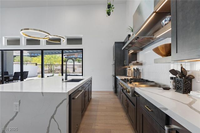 10927 White Clay Drive, Las Vegas, NV 89135