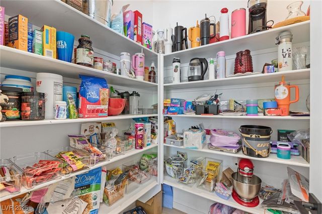 10927 White Clay Drive, Las Vegas, NV 89135