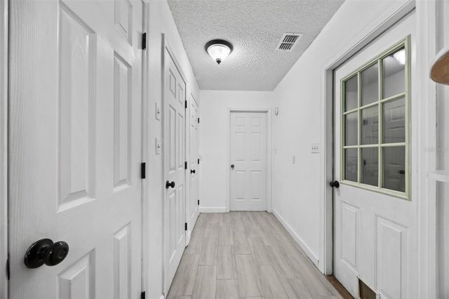 1222 LAKE ARIANA BOULEVARD, Auburndale, FL 33823