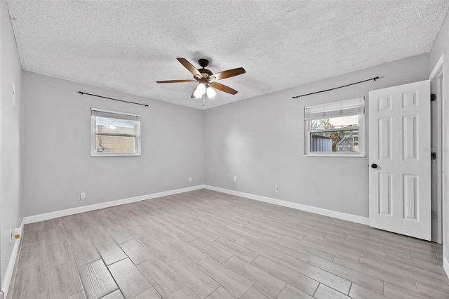 1222 LAKE ARIANA BOULEVARD, Auburndale, FL 33823