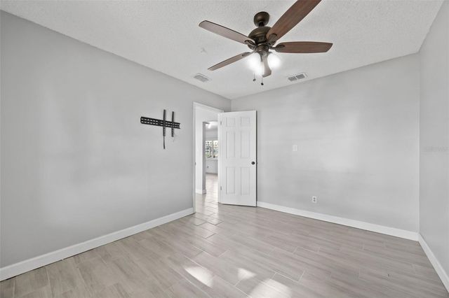 1222 LAKE ARIANA BOULEVARD, Auburndale, FL 33823