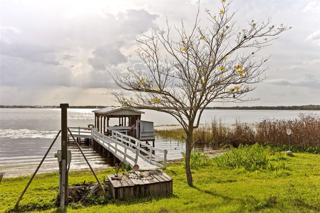 1222 LAKE ARIANA BOULEVARD, Auburndale, FL 33823