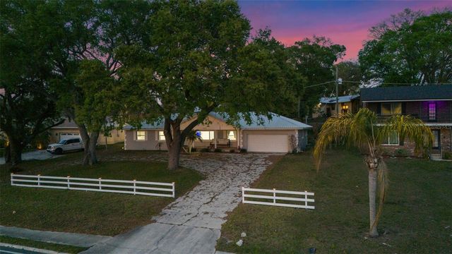 1222 LAKE ARIANA BOULEVARD, Auburndale, FL 33823