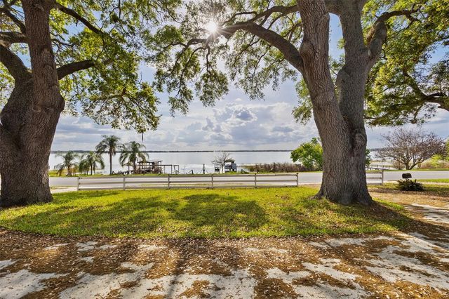 1222 LAKE ARIANA BOULEVARD, Auburndale, FL 33823