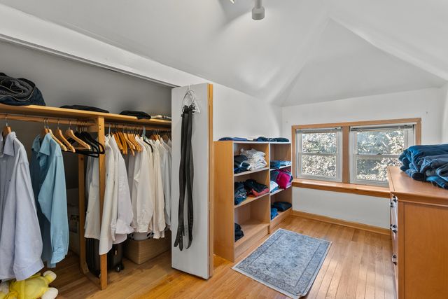 3825 Kenilworth Avenue, Berwyn, IL 60402