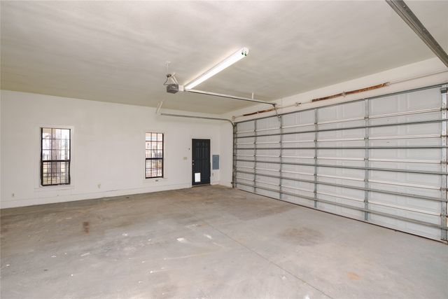 364 Parker Road, Van Alstyne, TX 75495