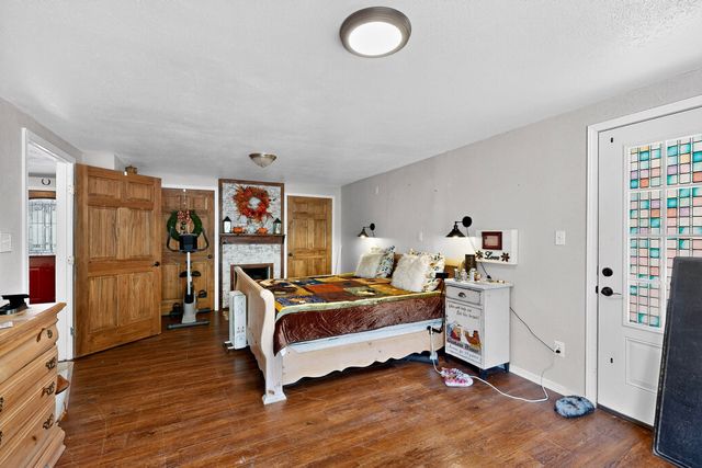 38 CHIPMUNK Lane, Tijeras, NM 87059