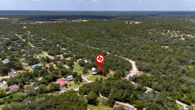 510 Country LN, Hays, TX 78610