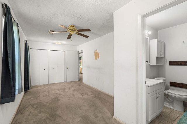 510 Country LN, Hays, TX 78610
