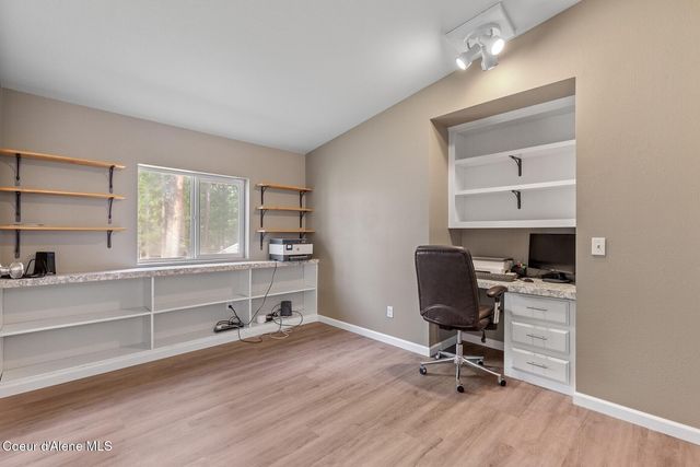 33 Torrens TRL, Spirit Lake, ID 83869