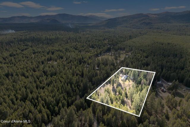 33 Torrens TRL, Spirit Lake, ID 83869