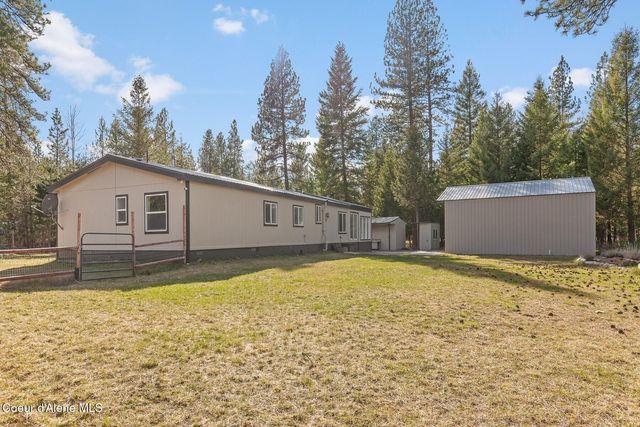 33 Torrens TRL, Spirit Lake, ID 83869