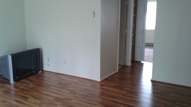 8137 Pine Island Terrace, Crown Point, IN 46307