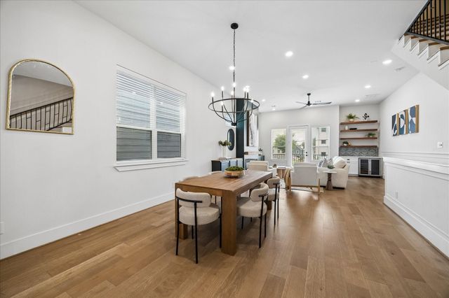 1232 W 21st Street, Houston, TX 77008