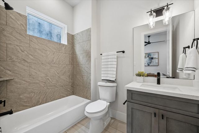 1232 W 21st Street, Houston, TX 77008