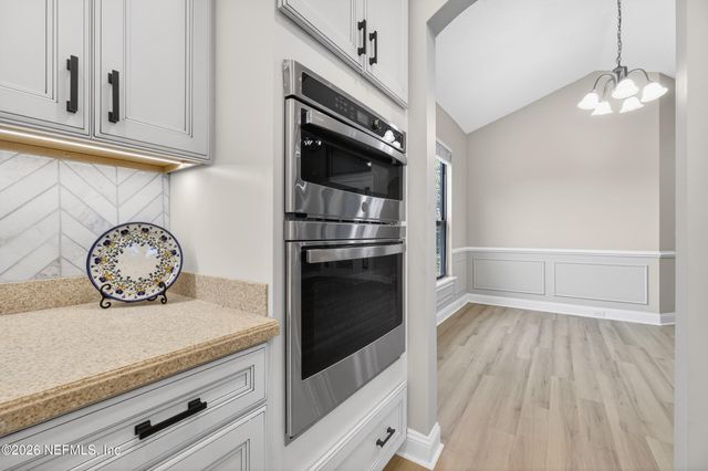 13124 HIGHLAND GLEN Way E, Jacksonville, FL 32224