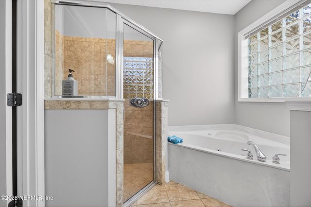 13124 HIGHLAND GLEN Way E, Jacksonville, FL 32224