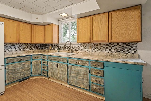 1700 CHESTNUT STREET, Wisconsin Rapids, WI 54494