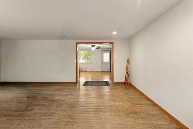 1700 CHESTNUT STREET, Wisconsin Rapids, WI 54494